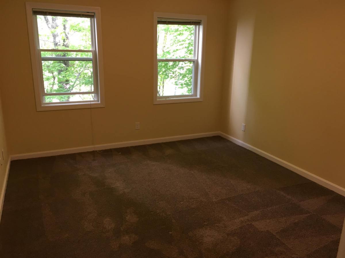 Apartment for rent at 1360 Main St, Tewksbury, MA 01876