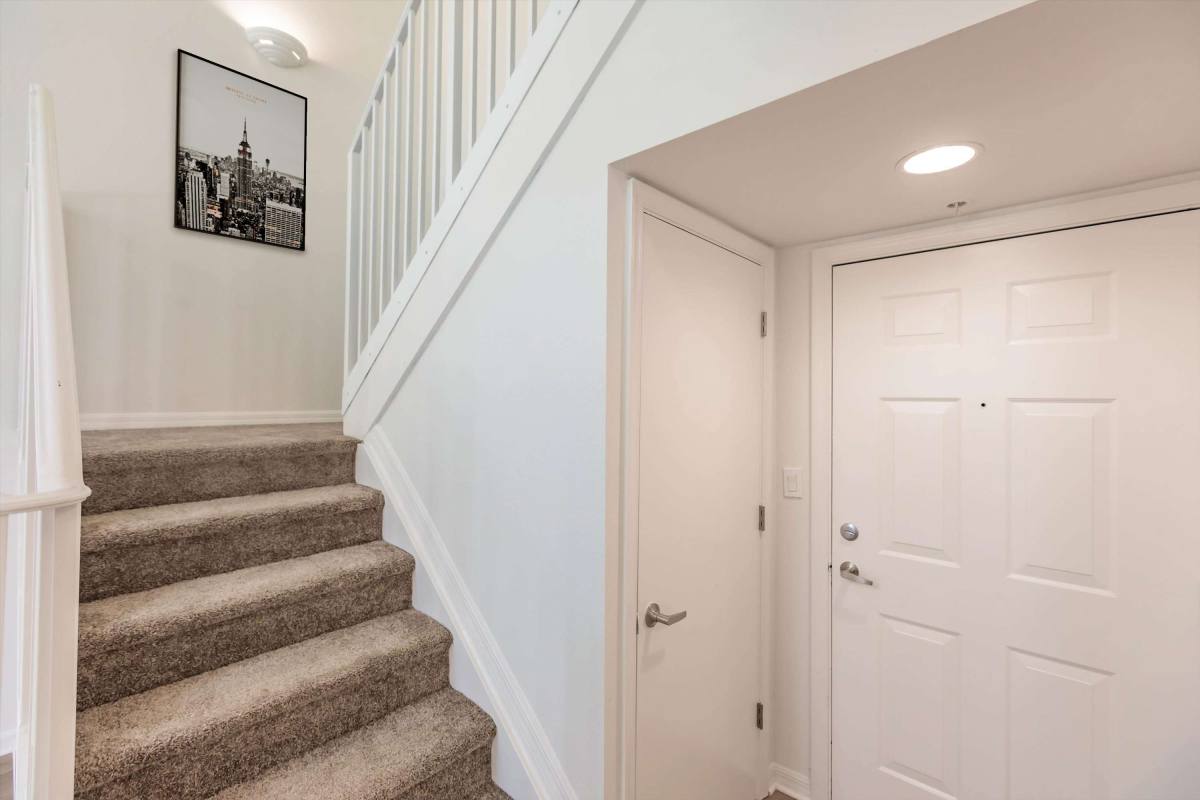 Apartment for rent at Aviah Flagler Village, 440 NE 4th Ave, Fort Lauderdale, FL 33301
