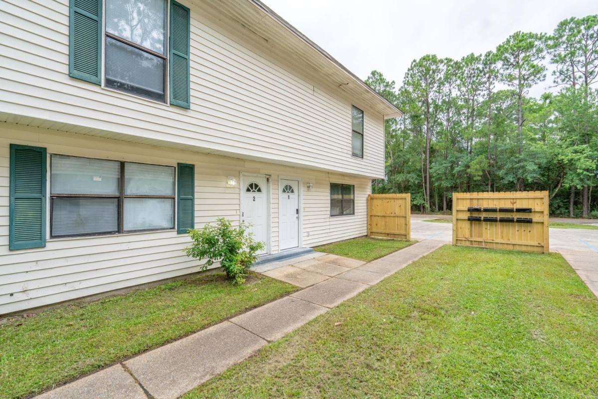 Apartment for rent at Central Park, 3333 12th Ave #6, Gulfport, MS 39501