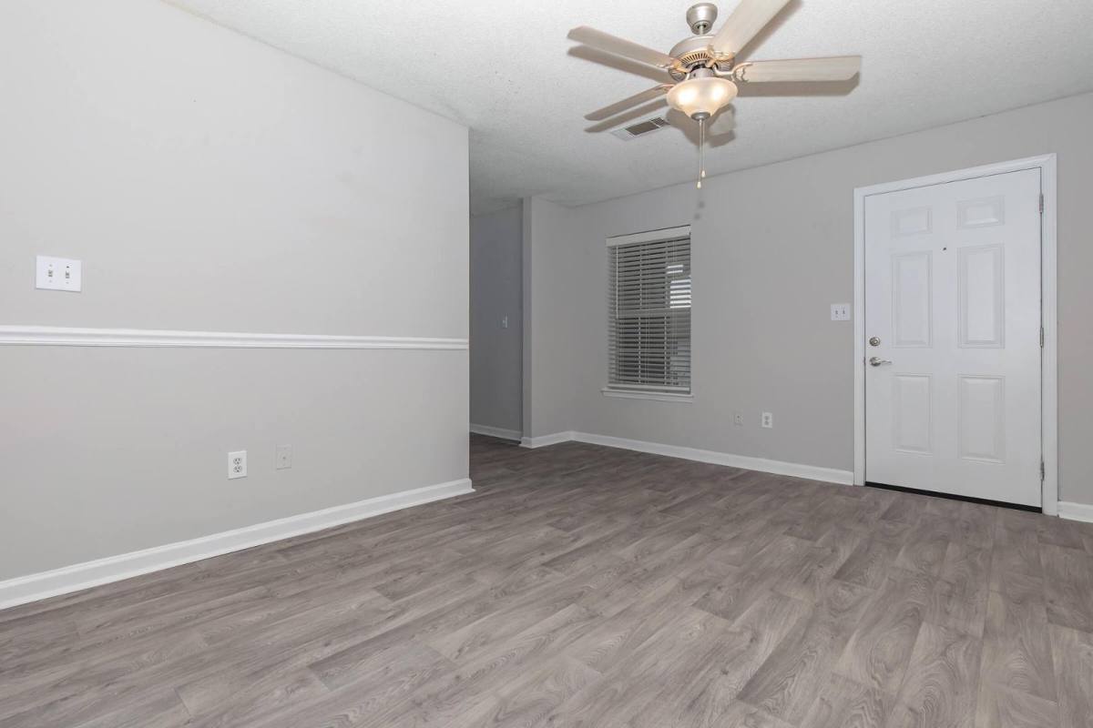 Apartment for rent at 2119 Woodland Way, Jackson, MS 39209