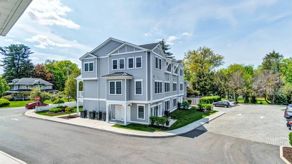 Apartment for rent at Hudson Place, 75 Jackson St #11, Fishkill, NY 12524