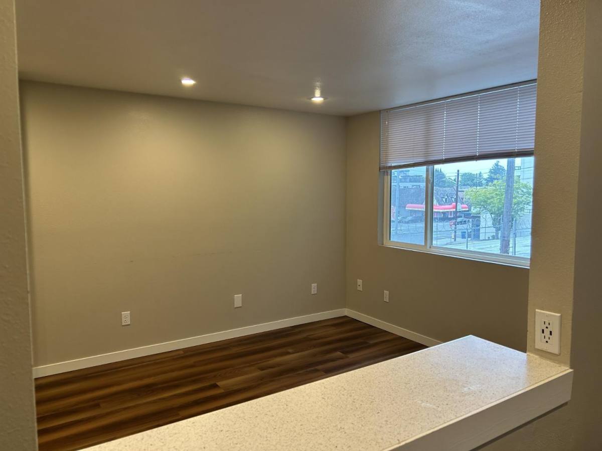 Apartment for rent at 5035 15th Ave N E, Seattle, WA 98105