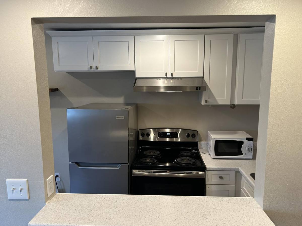 Apartment for rent at 5035 15th Ave N E, Seattle, WA 98105