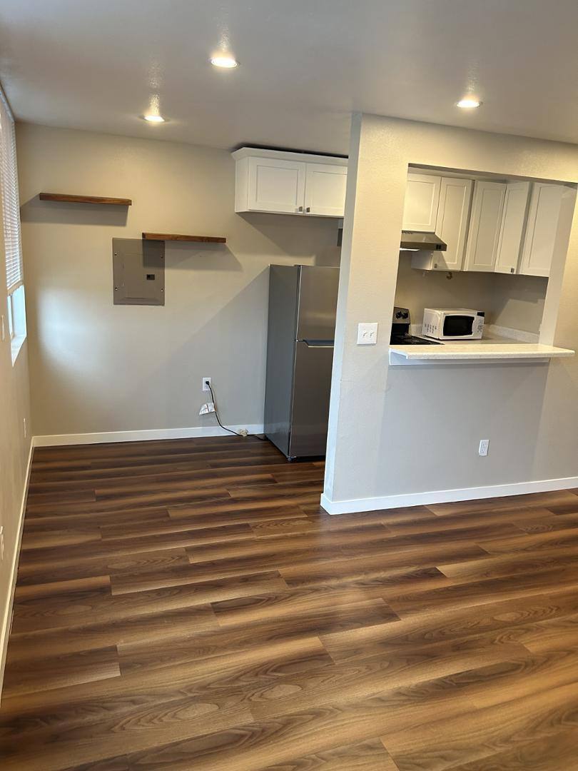 Apartment for rent at 5035 15th Ave N E, Seattle, WA 98105