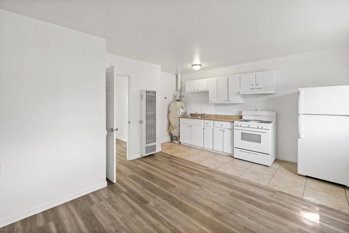 Apartment for rent at Stratmoor Valley Mobile Home Park, 1135 Valley Manor Court #A, Colorado Springs, CO 80906