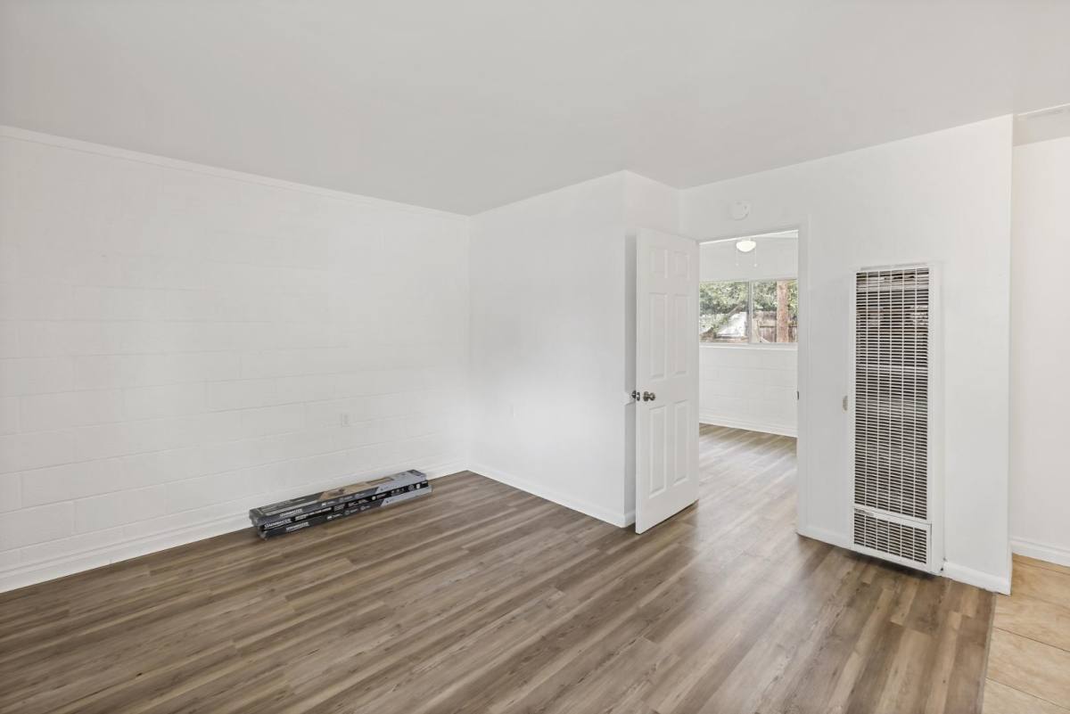 Apartment for rent at Stratmoor Valley Mobile Home Park, 1135 Valley Manor Court #A, Colorado Springs, CO 80906