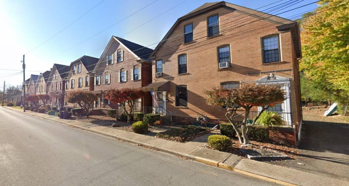 Townhouse for rent at 689 N Water St #689A, Kittanning, PA 16201