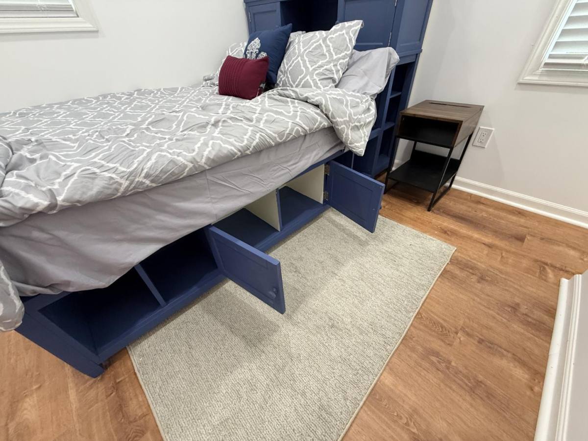 Apartment for rent at 7816 Eastern Ave, Baltimore, MD 21224