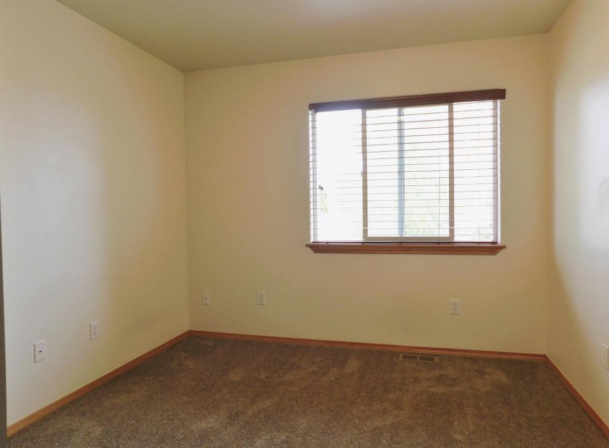 Townhouse for rent at 1949 Greatview Dr #1, Kalispell, MT 59901