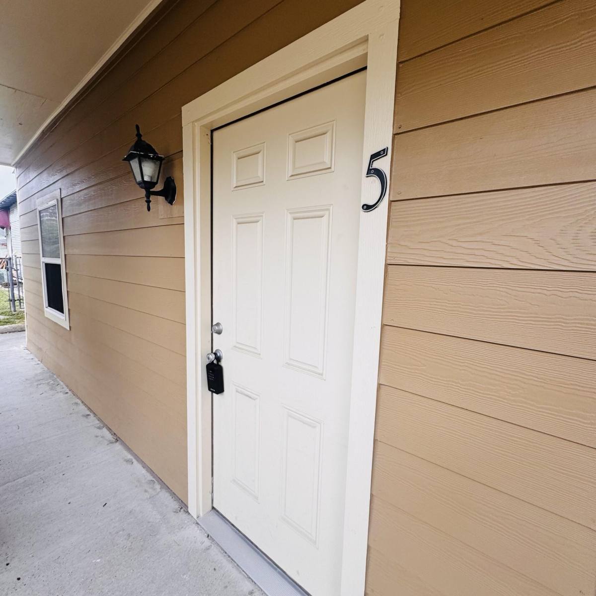 Apartment for rent at 2094 Texas Ave, Bridge City, TX 77611