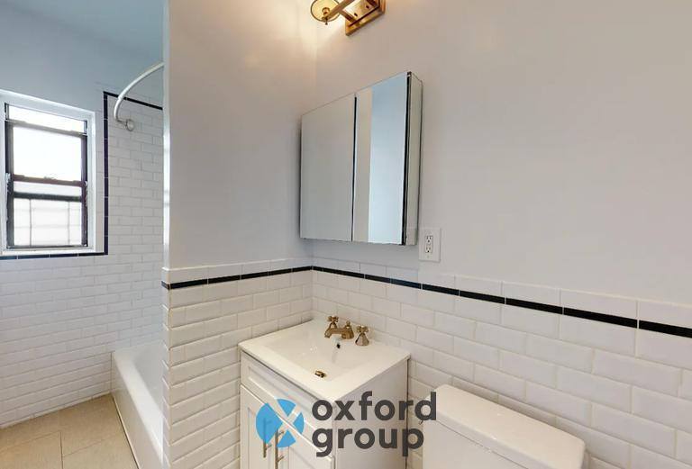 Apartment for rent at 310 E 75th St #4E, New York, NY 10021