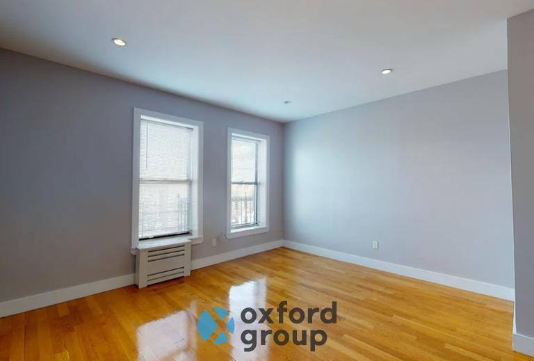 Apartment for rent at 310 E 75th St #4E, New York, NY 10021