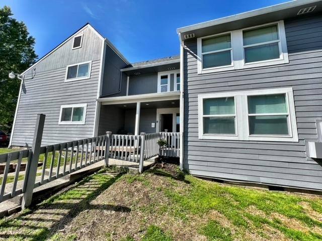 Apartment for rent at 2127 12th St #A208, Bremerton, WA 98312