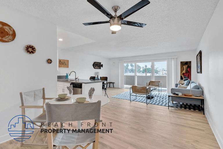 Apartment for rent at Redondo Terrace, 1625 Redondo Ave #216, Long Beach, CA 90804