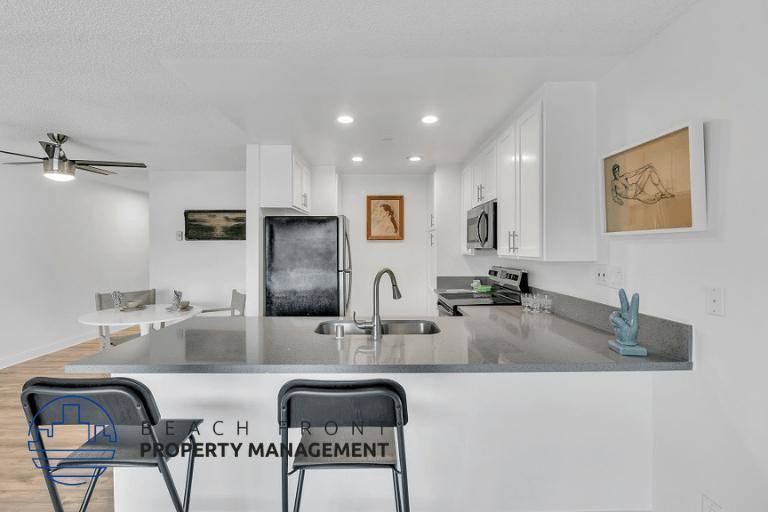 Apartment for rent at Redondo Terrace, 1625 Redondo Ave #216, Long Beach, CA 90804
