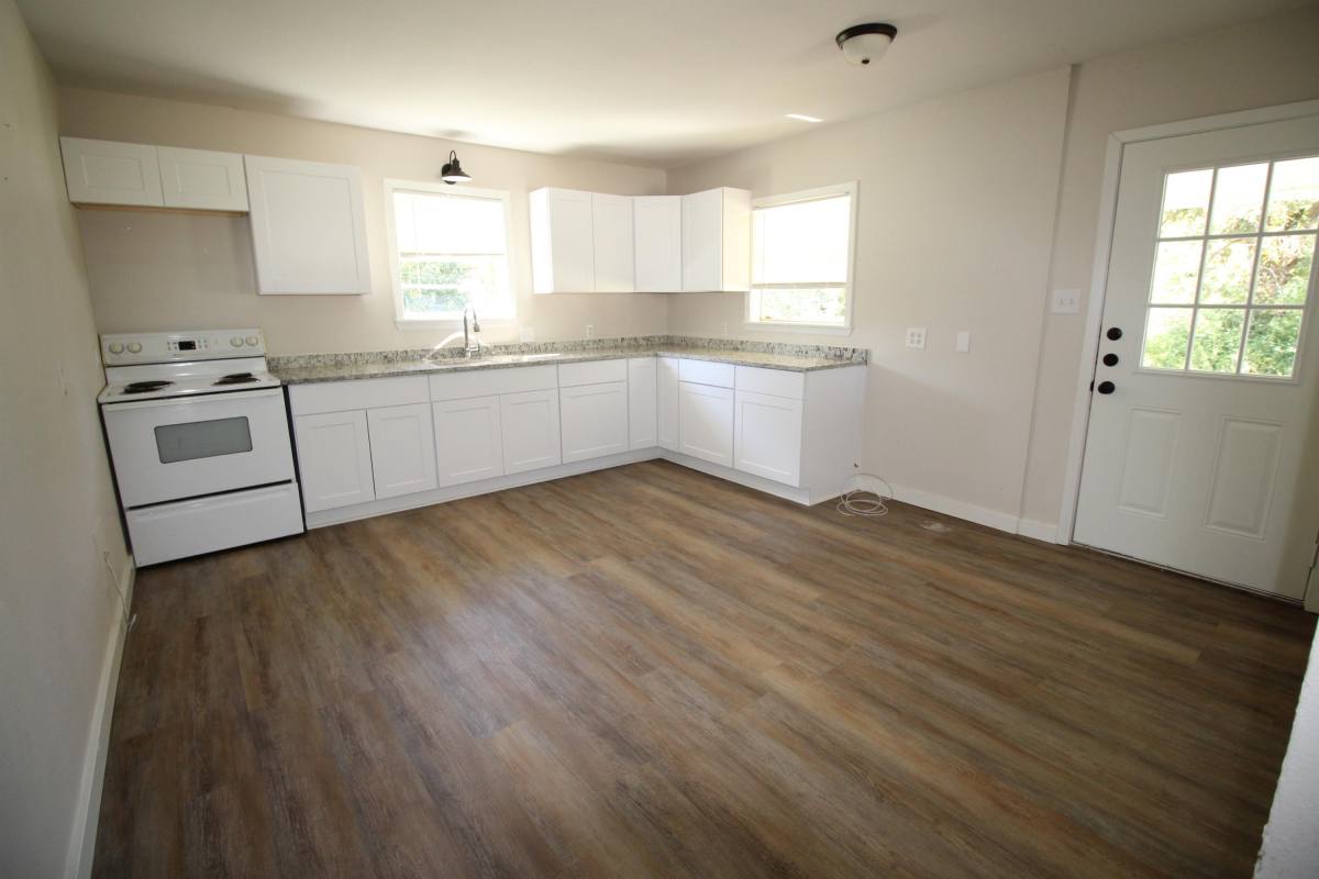 510 Bradburn Rd #510, Grand Saline, TX 75140 - House for Rent - Image 4