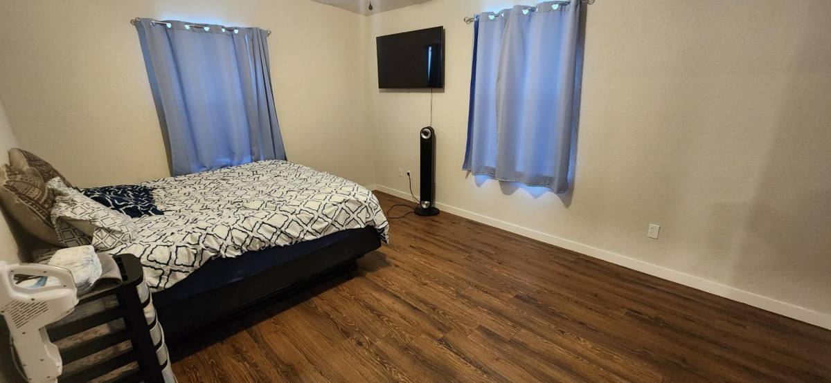 House for rent at 1005 3rd St, Floresville, TX 78114