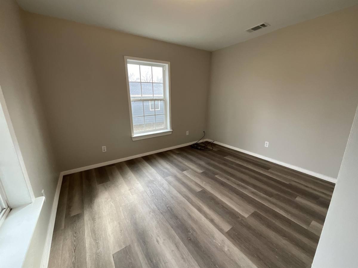 405 Beard St, Canton, TX 75103 - House for Rent - Image 2
