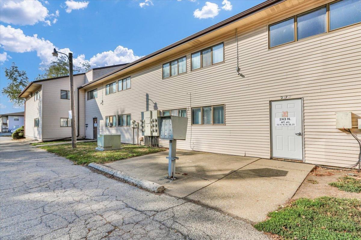 Apartment for rent at 243 Keystone Dr #19, Rantoul, IL 61866