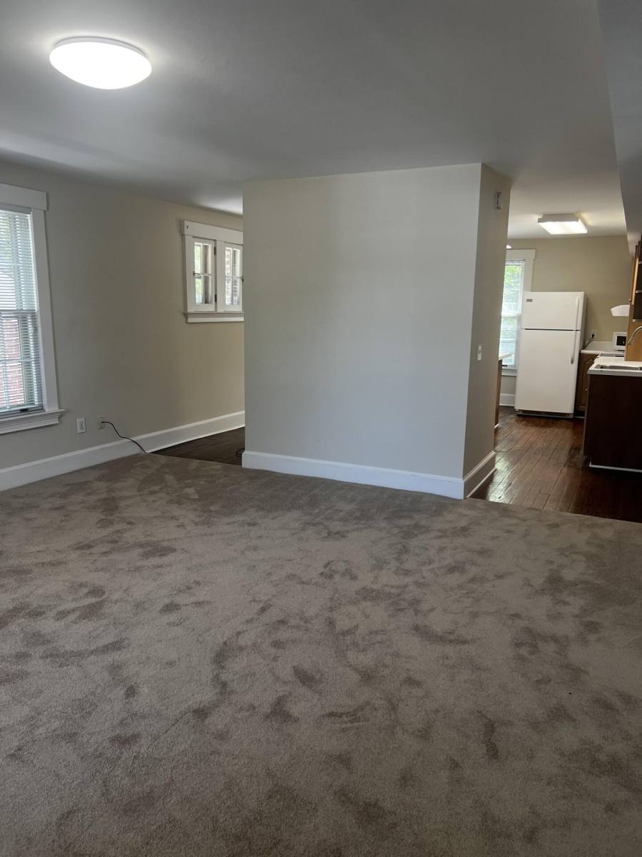 Apartment for rent at 206 N Poplar St E, Aberdeen, NC 28315
