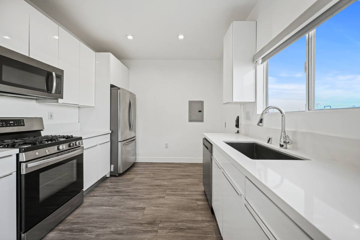 Apartment for rent at 627 Brittania St, Los Angeles, CA 90033