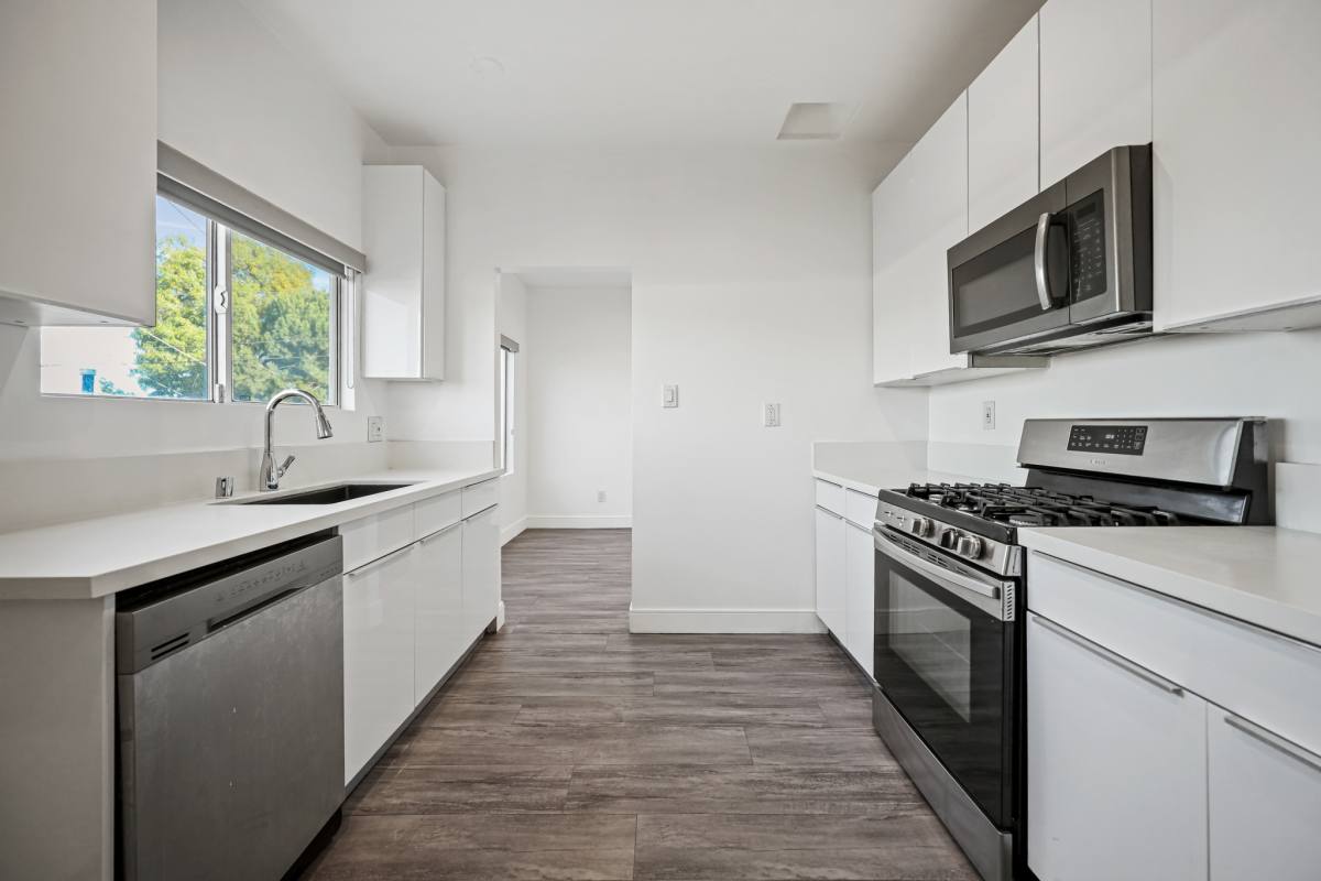 Apartment for rent at 627 Brittania St, Los Angeles, CA 90033