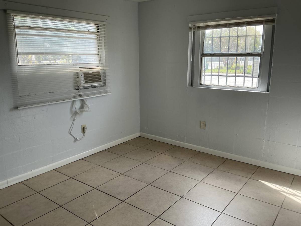 Apartment for rent at 621 W S St #1, Orlando, FL 32805