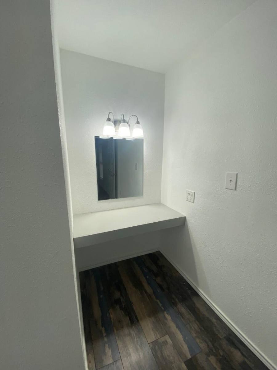 House for rent at 410 Pleasure Land Rd, Mabank, TX 75156