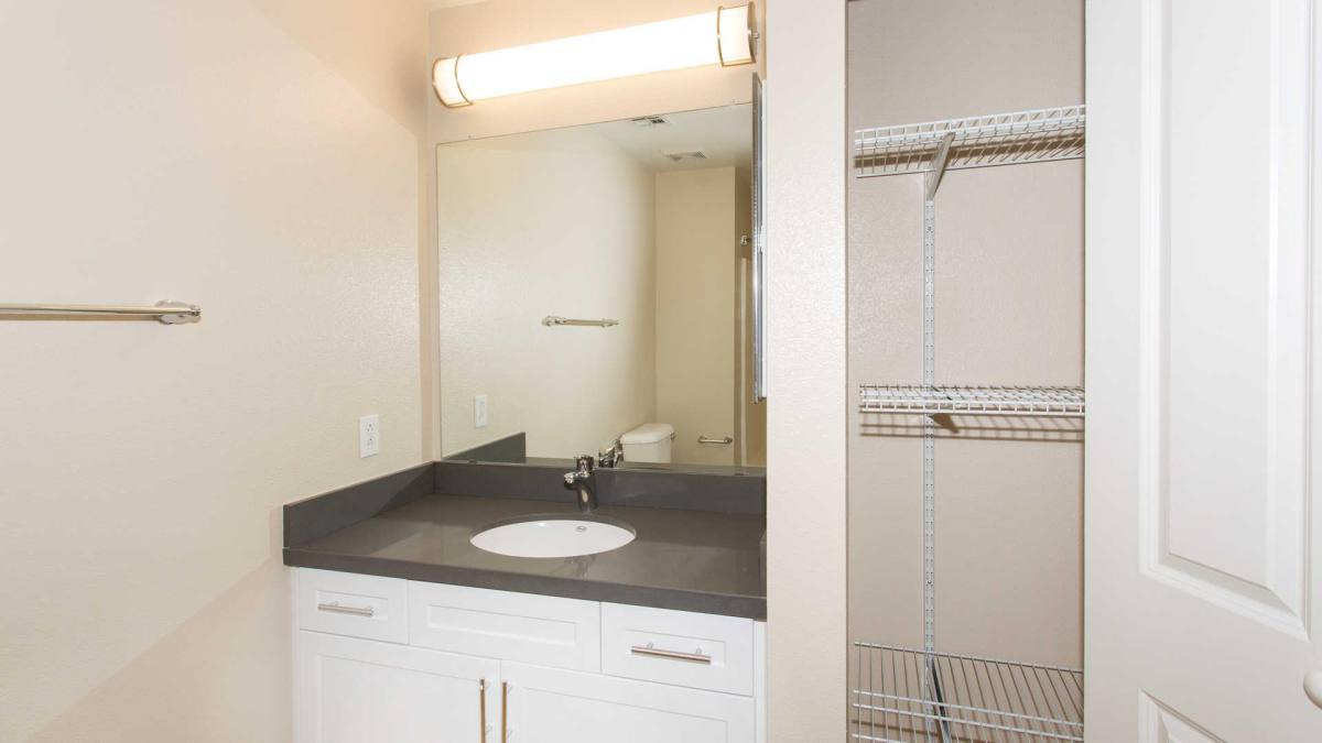 Apartment for rent at Bay Hill, 3801 E Pacific Coast Highway 006-224, Long Beach, CA 90804