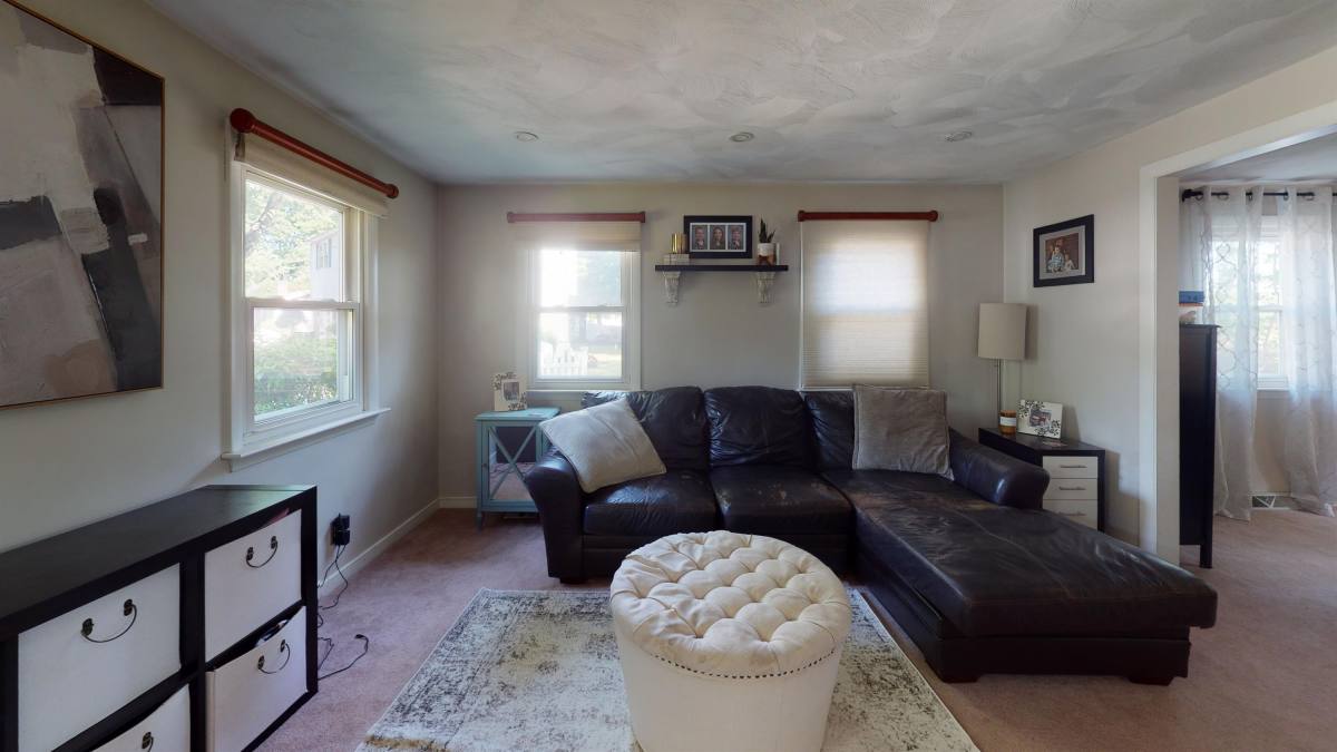 House for rent at Woodlawn, 37 Centre St, Natick, MA 01760