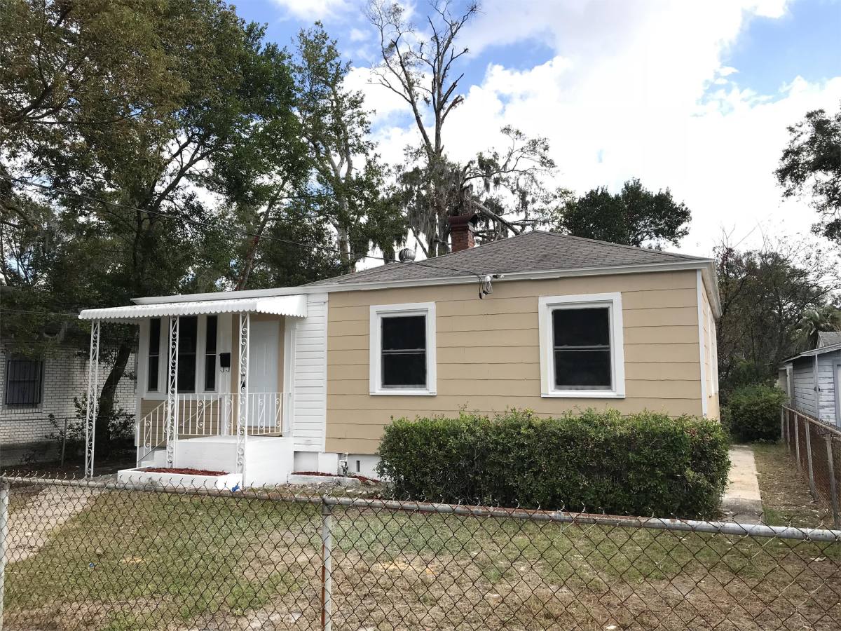 House for rent at 7525 Oakwood St, Jacksonville, FL 32208