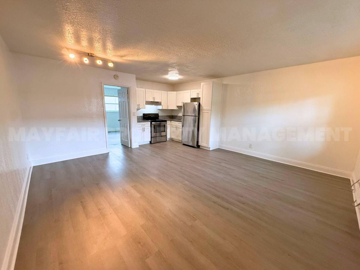 Apartment for rent at 240 SW 8th St #3, Pompano Beach, FL 33060