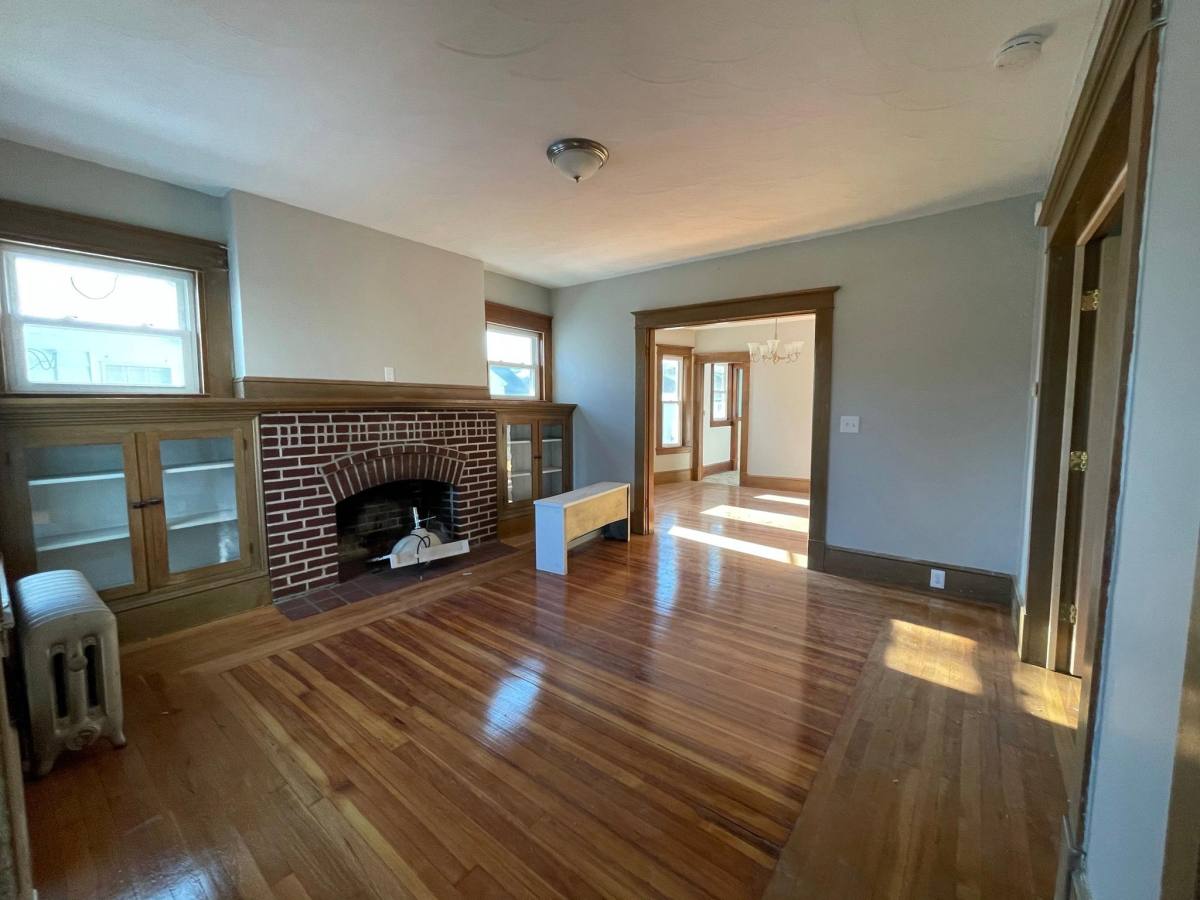 Apartment for rent at 1687 Northampton St #1685, Holyoke, MA 01040