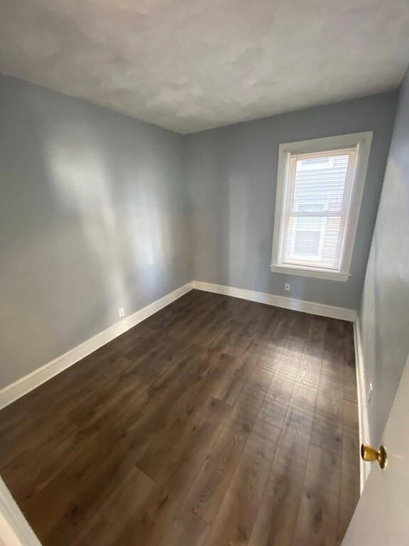 Apartment for rent at 502 Fourth St #2E, Fall River, MA 02721