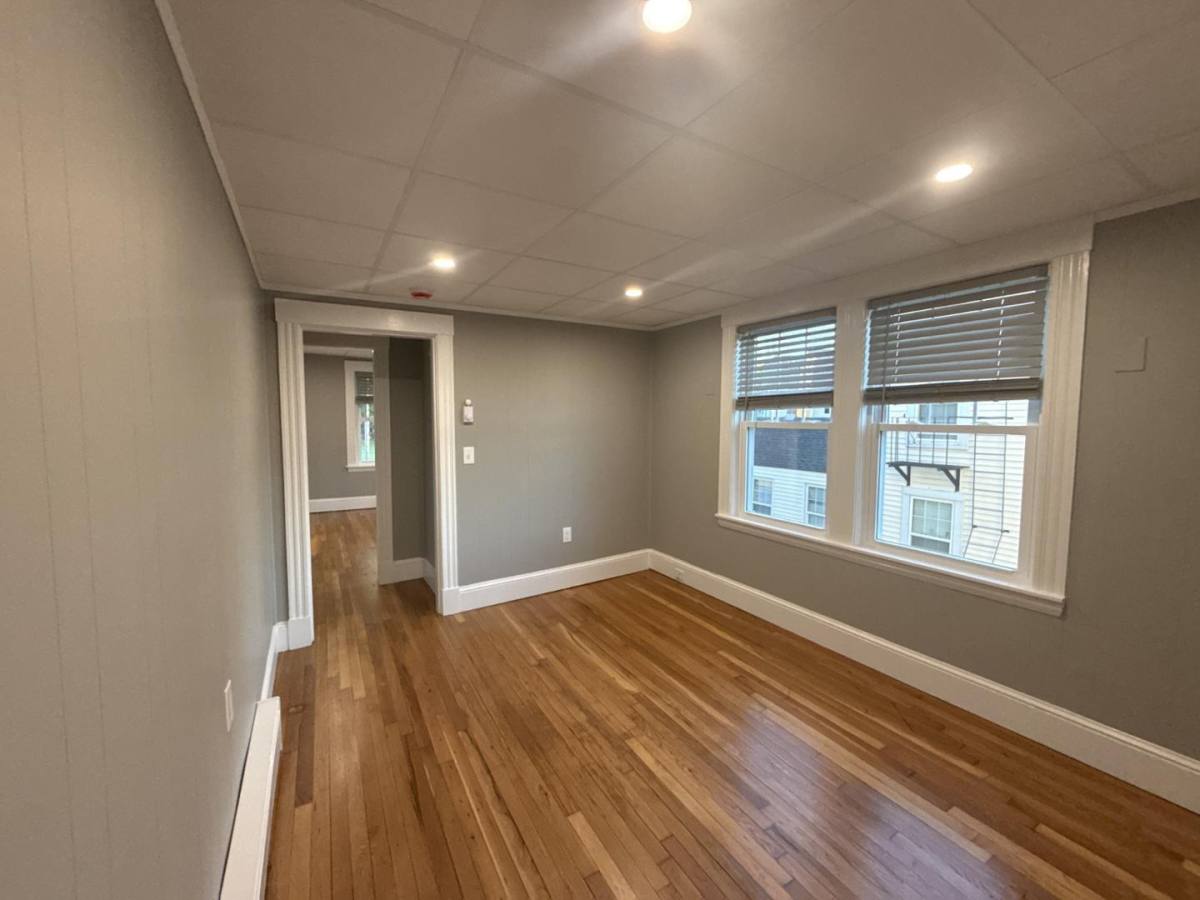 Apartment for rent at 189 E Central St #1, Franklin, MA 02038