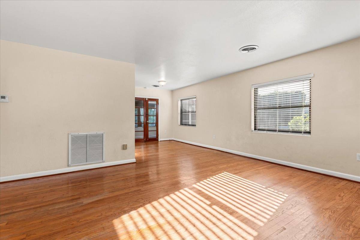 House for rent at Comstock Park, 1671 Dale Ave, Winter Park, FL 32789