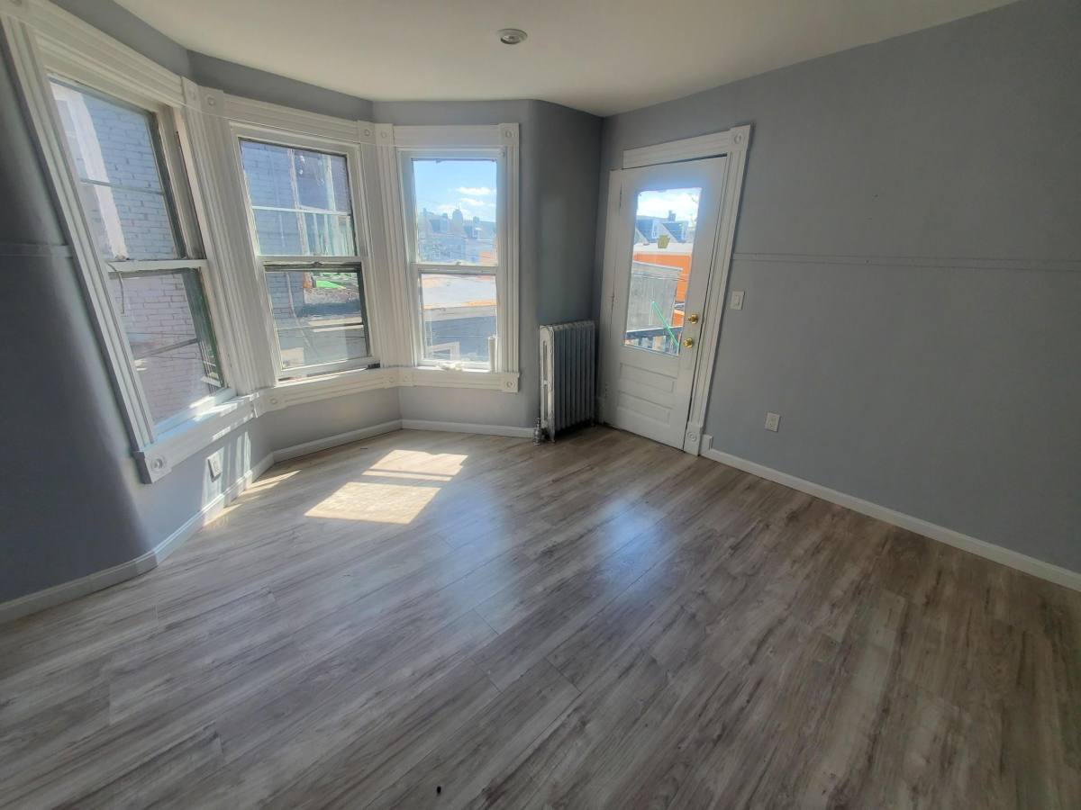 Apartment for rent at 608 N 10th St, Reading, PA 19604