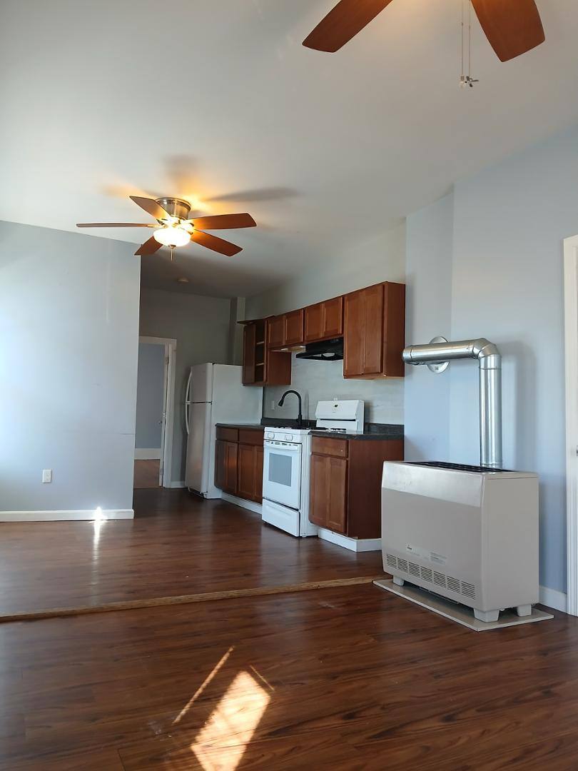Apartment for rent at 49 Frederick St #3E, New Bedford, MA 02740