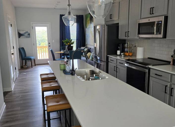 Townhouse for rent at 347 Skylar Court SE, Atlanta, GA 30315