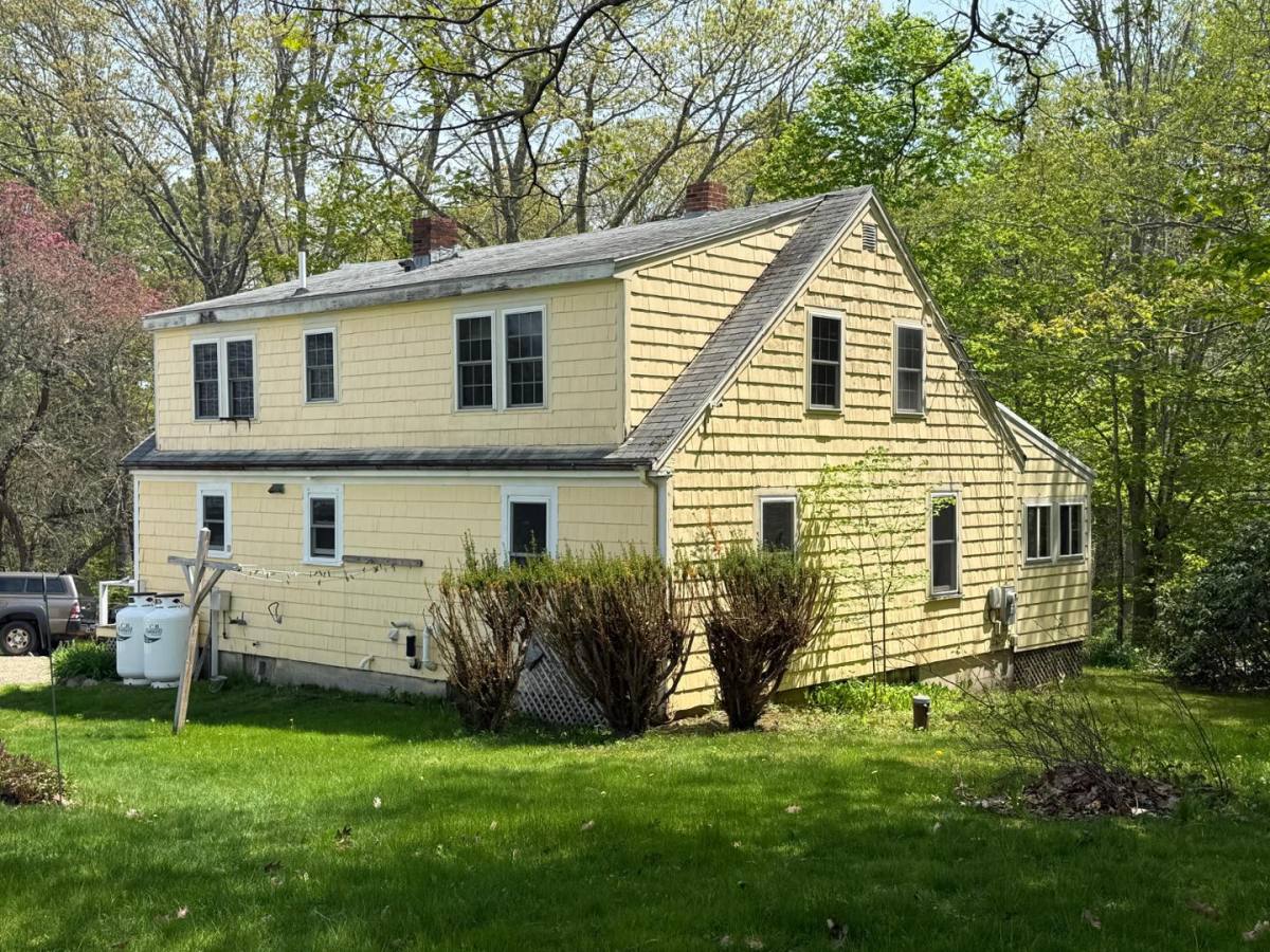 House for rent at 71 Winslow Hill Rd, Nobleboro, ME 04555
