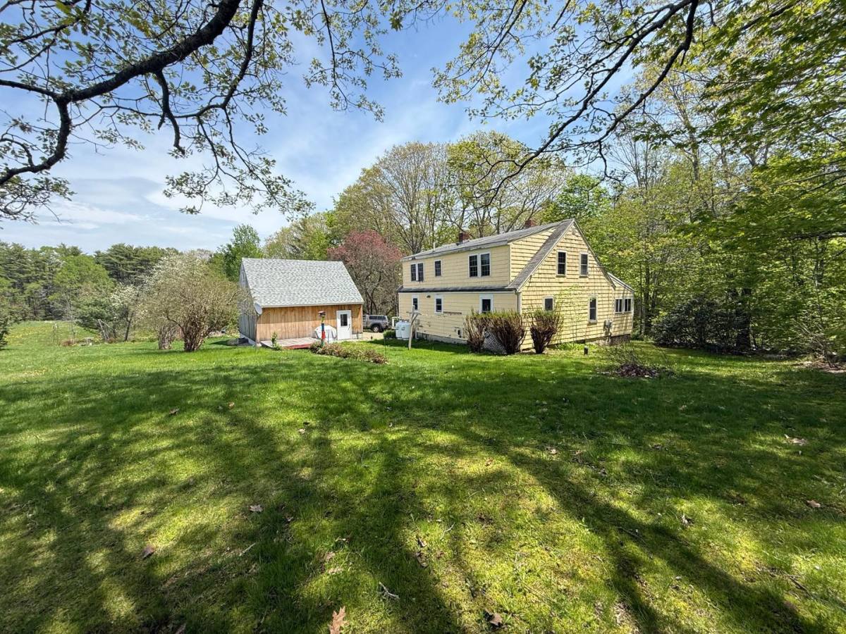 House for rent at 71 Winslow Hill Rd, Nobleboro, ME 04555