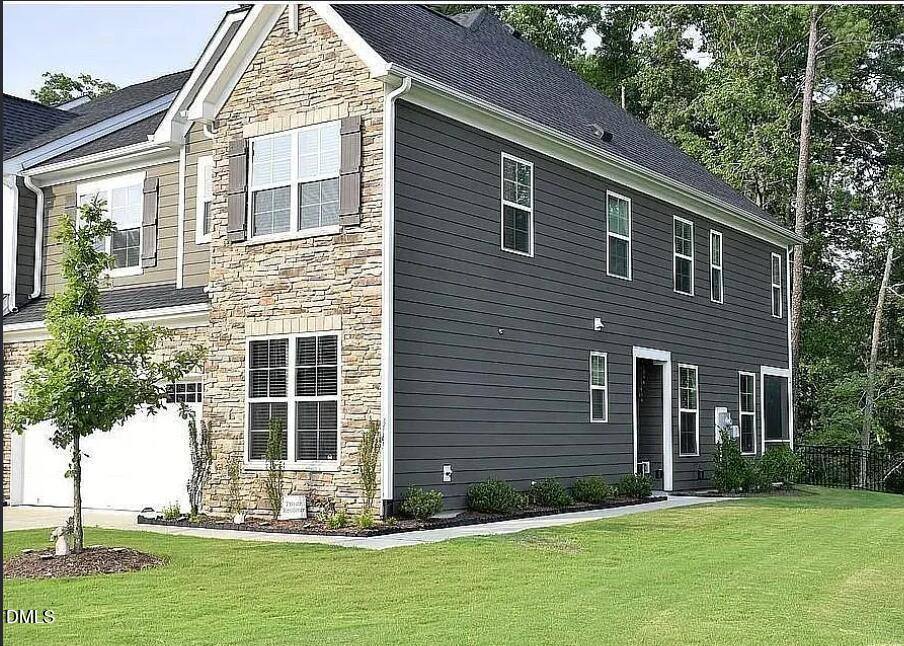 Townhouse for rent at 1104 Midvale Ave, Morrisville, NC 27560