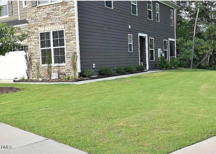 Townhouse for rent at 1104 Midvale Ave, Morrisville, NC 27560