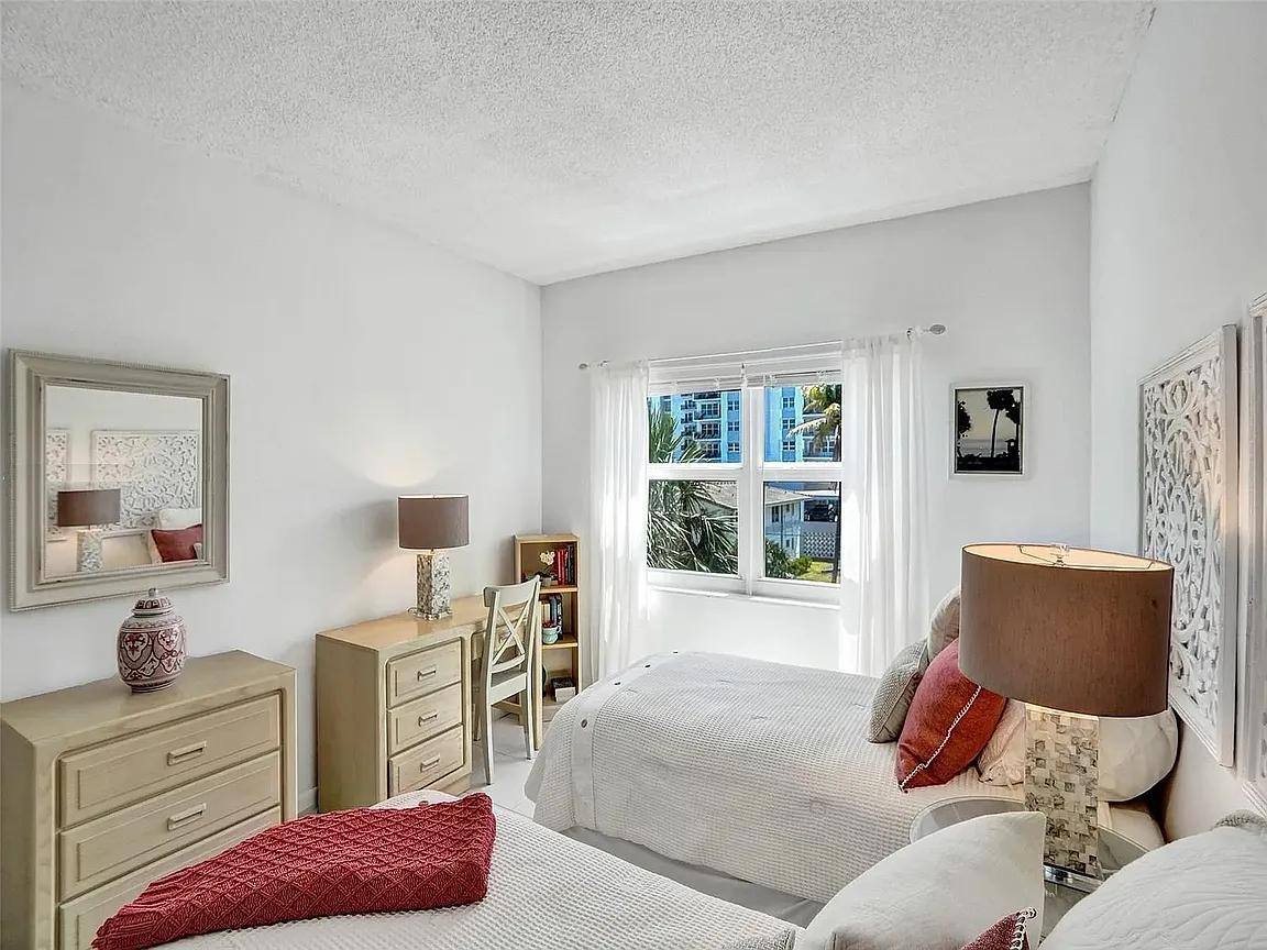 Apartment for rent at Lado Del Rio, 400 N Riverside Dr, Pompano Beach, FL 33062