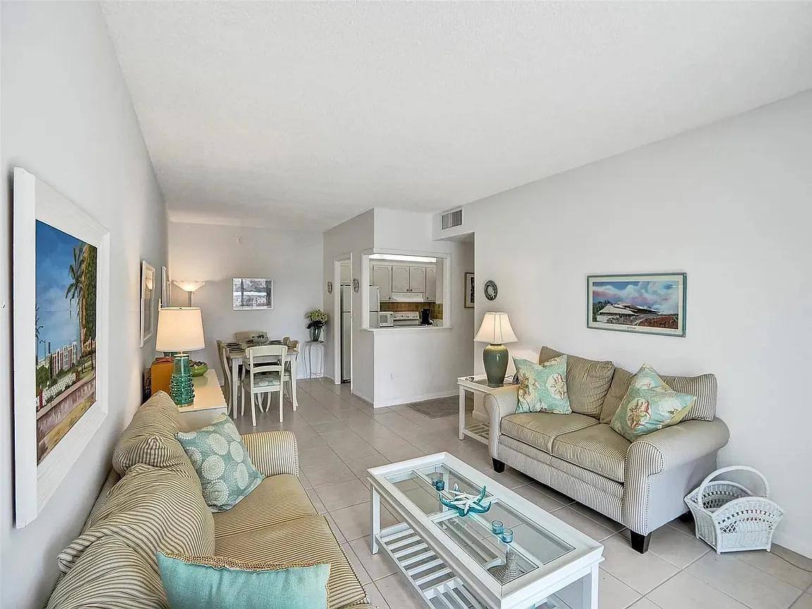 Apartment for rent at Lado Del Rio, 400 N Riverside Dr, Pompano Beach, FL 33062