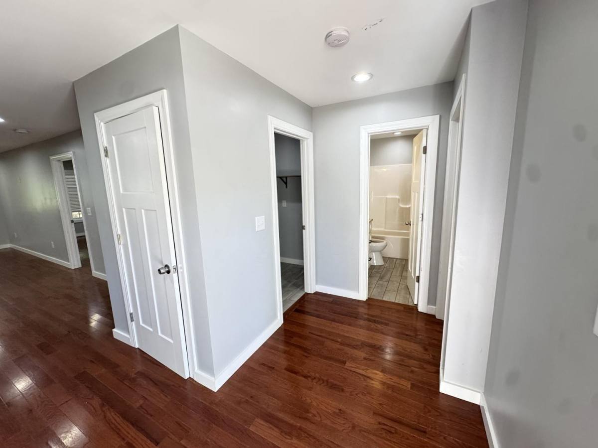 Apartment for rent at Chesterfield Estates, 48 Charterhouse Ave #1, Piedmont, SC 29673