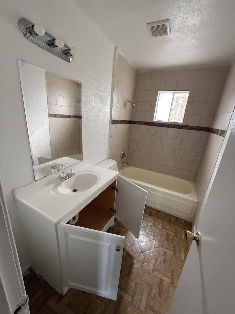 Apartment for rent at Belvedere, 8445 Winkler Dr #BEL 06, Houston, TX 77017