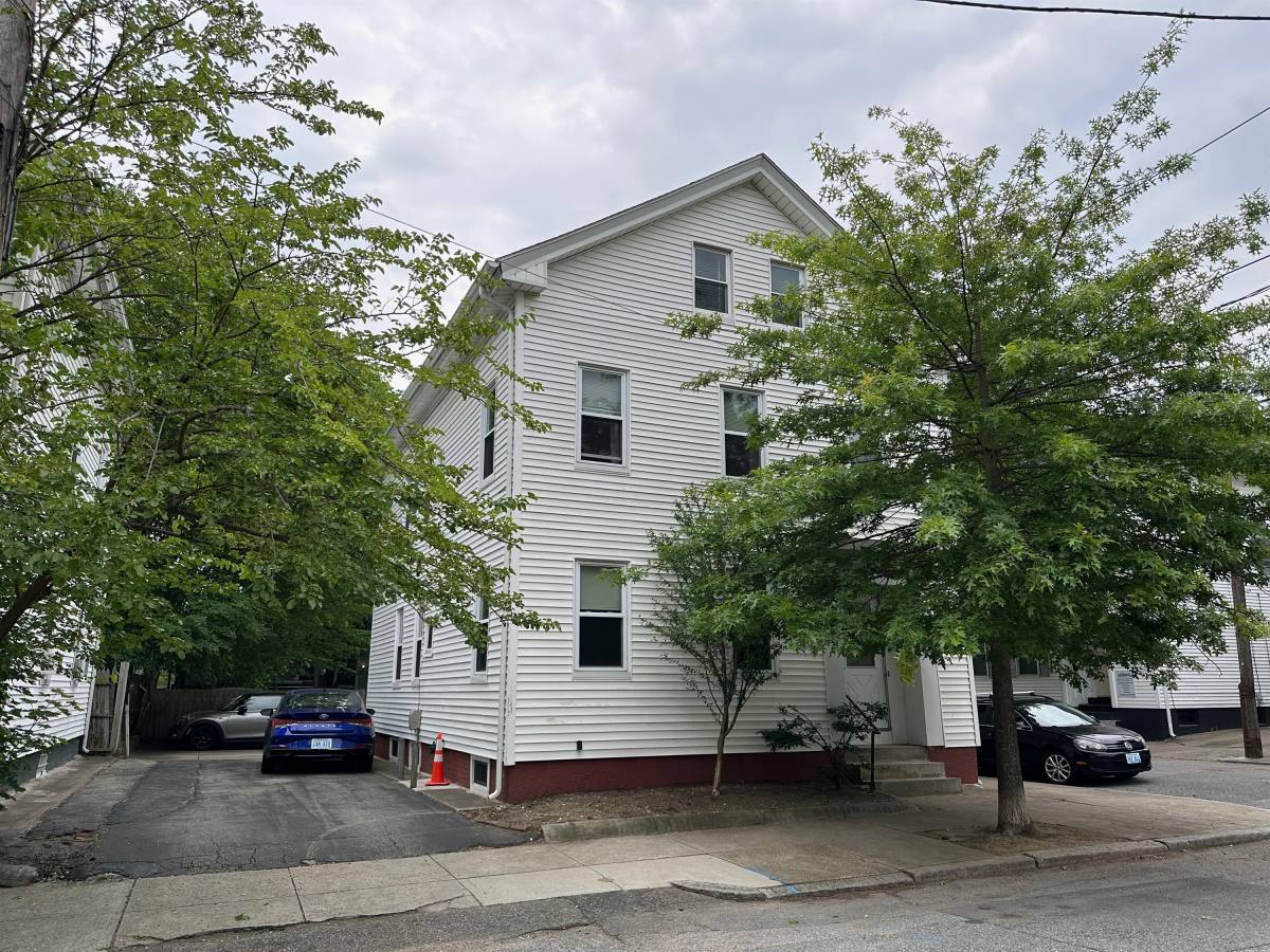 Apartment for rent at 92 Vernon St #1, Providence, RI 02903