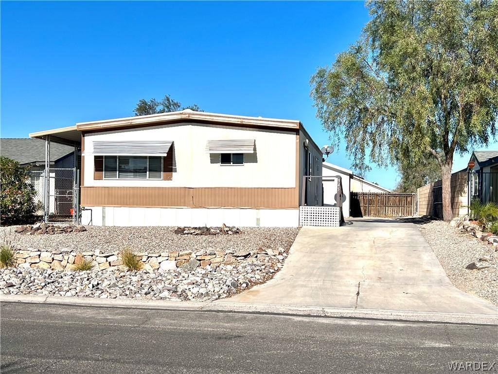 House for rent at 945 Holly St, Bullhead City, AZ 86442