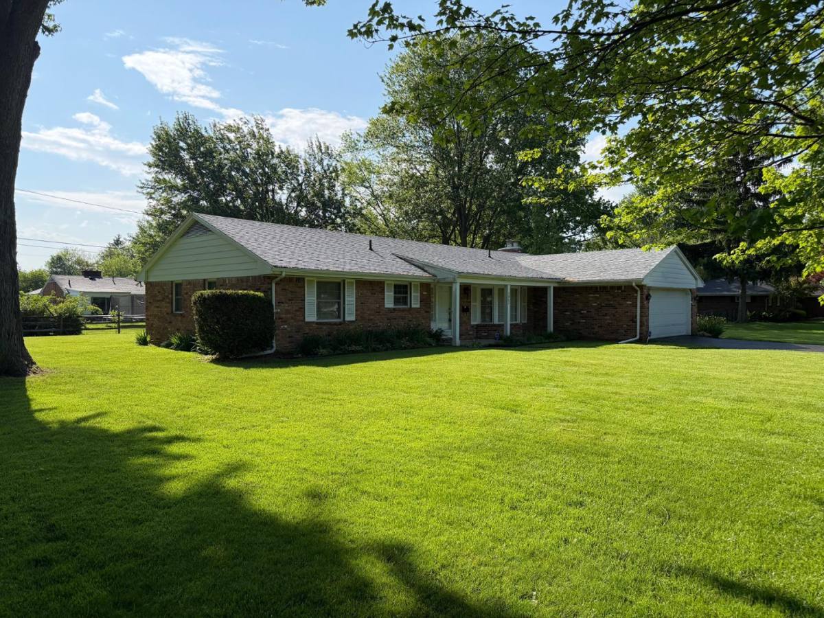 House for rent at 4842 Larkhaven Dr, Toledo, OH 43623